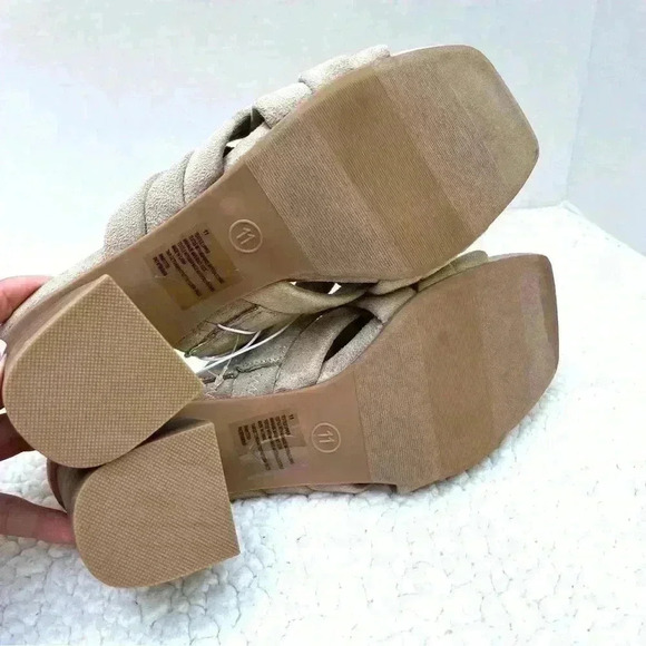 NWT Universal Thread Tan Faux Suede Square Toe Open Back Block Heel Mule Size 11 - Picture 9 of 12